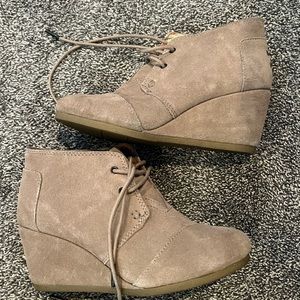 Tom’s Wedges 6.5w